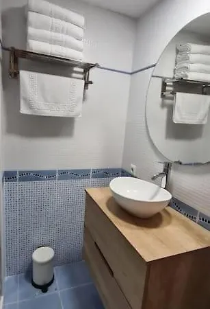 El Llano Apartment *